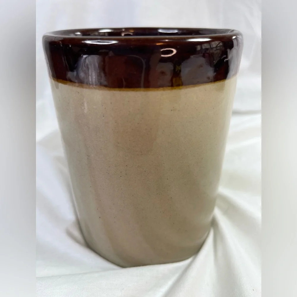 ⭐️Vintage Monmouth Pottery USA Utensil Holder Crock Stoneware Brown Maple Leaf
